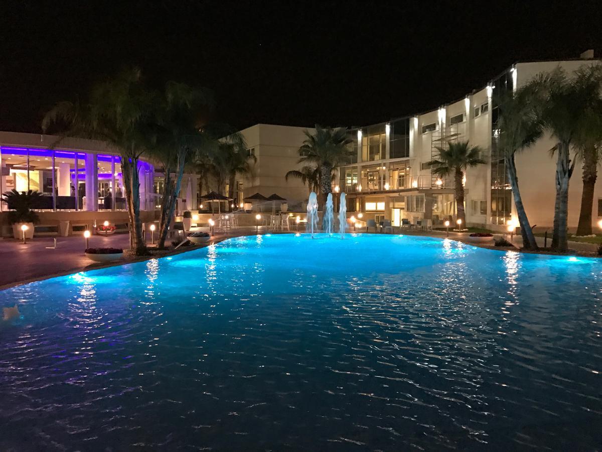 DubaiVillage Camposano Bagian luar foto